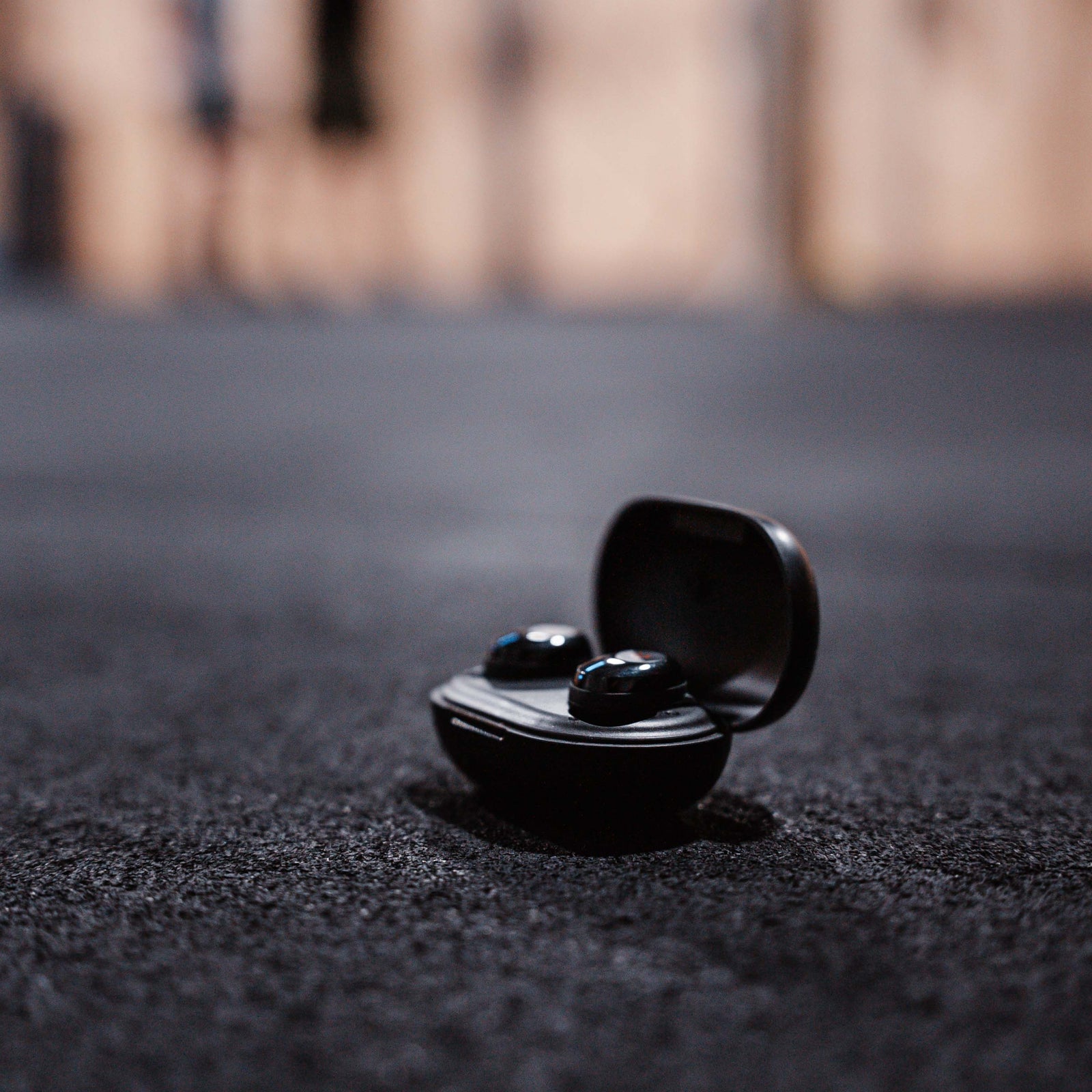 ultro Gravity Wireless Earbuds Black & Orange